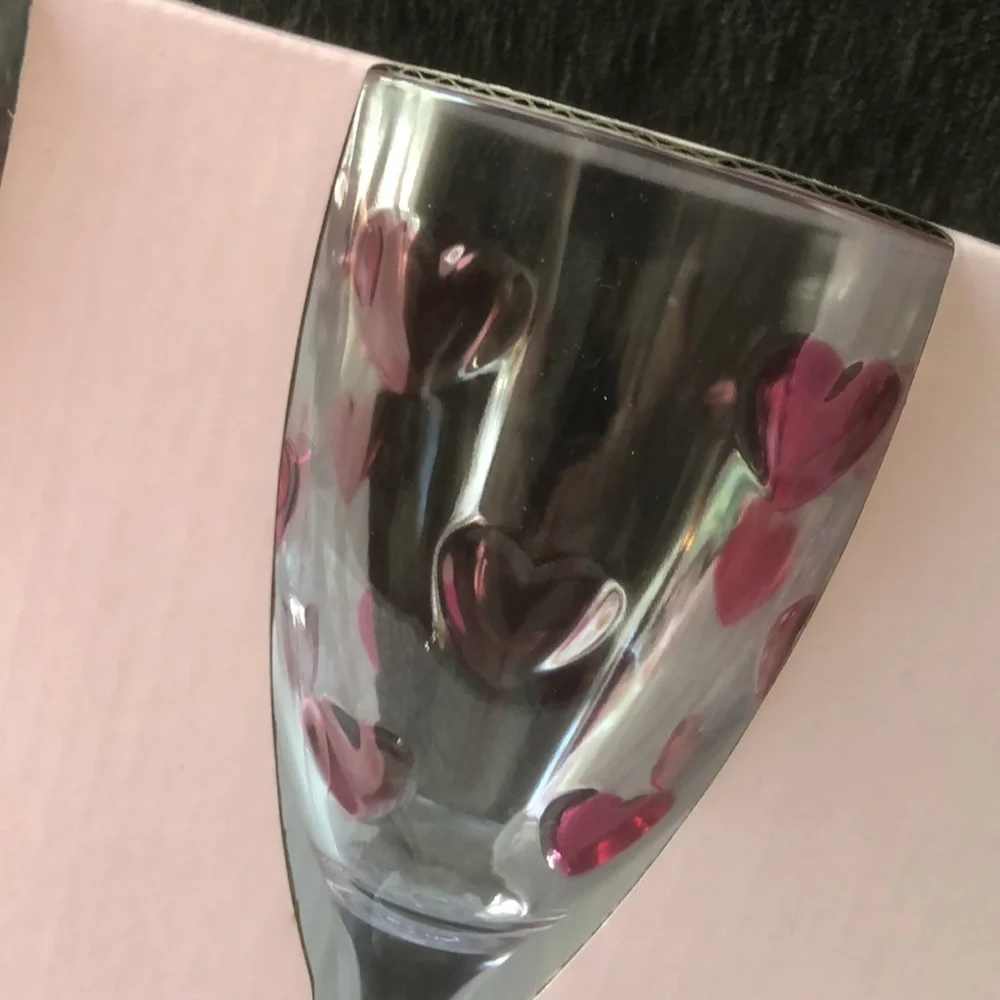 Paris Hilton Clear Acrylic Wine Glasses with Pink Heart Accents - Set of 4